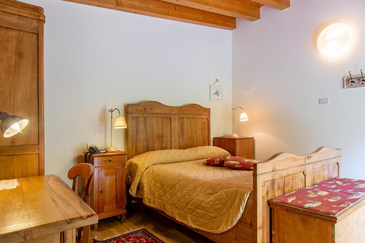 Hotel Calvi-Ristorante Mainor วิตโตรีโอ เวเนโต ภายนอก รูปภาพ