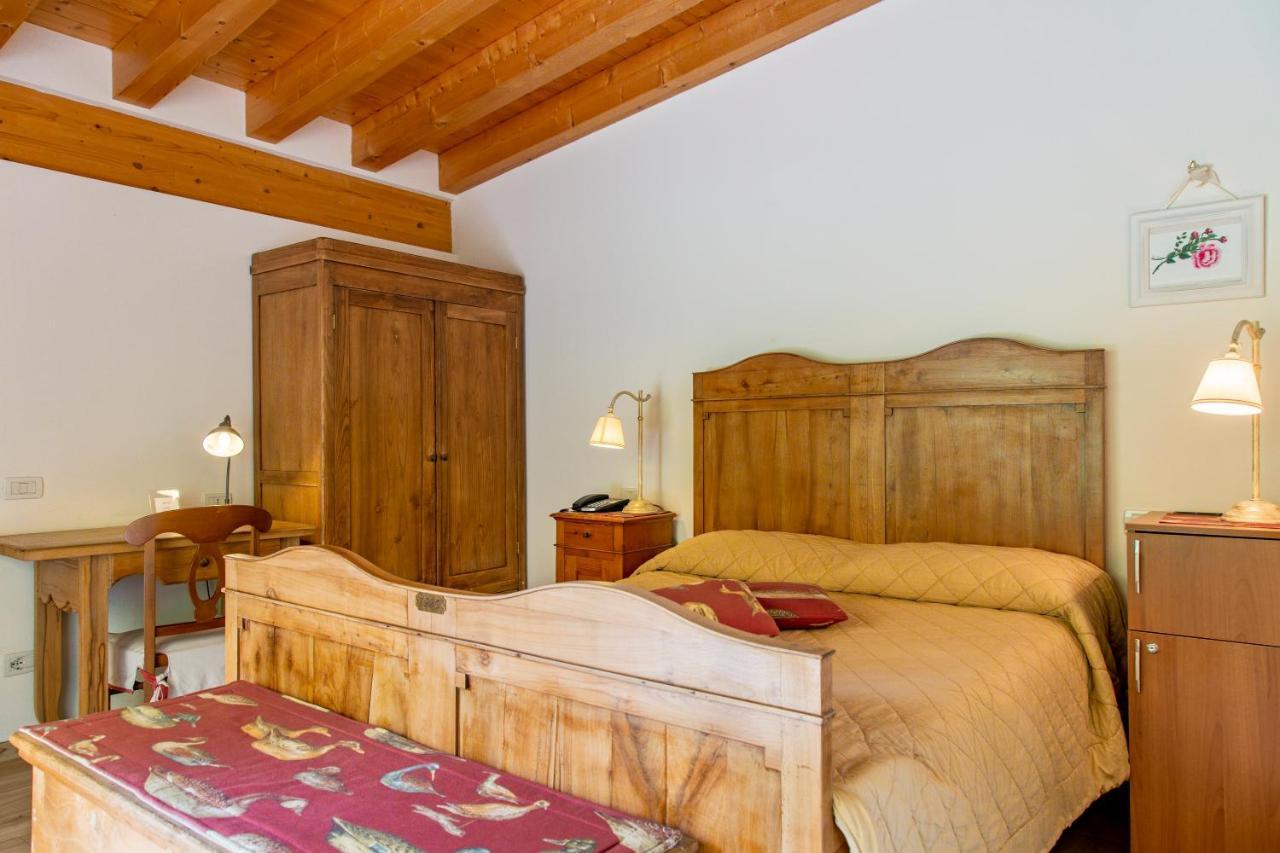 Hotel Calvi-Ristorante Mainor วิตโตรีโอ เวเนโต ภายนอก รูปภาพ