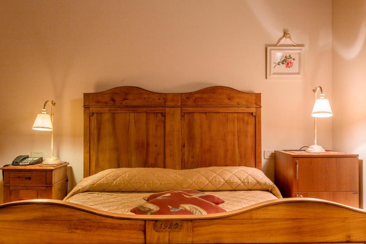 Hotel Calvi-Ristorante Mainor วิตโตรีโอ เวเนโต ภายนอก รูปภาพ