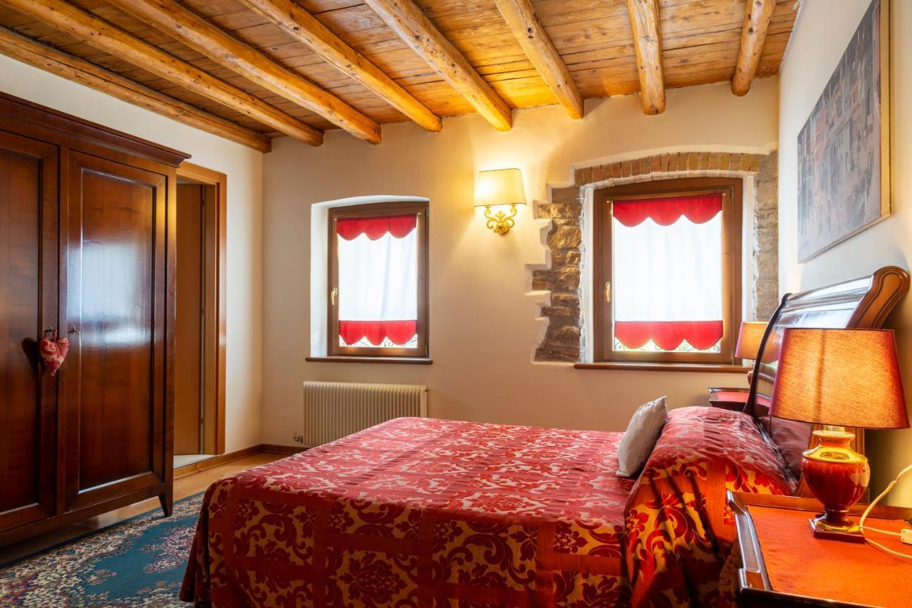 Hotel Calvi-Ristorante Mainor วิตโตรีโอ เวเนโต ภายนอก รูปภาพ
