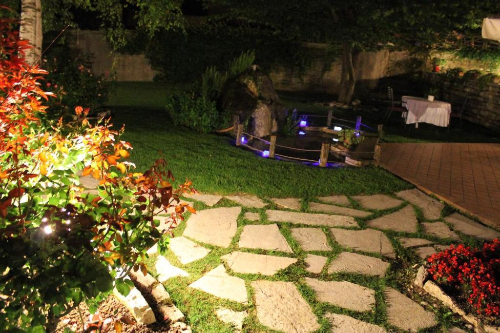 Hotel Calvi-Ristorante Mainor วิตโตรีโอ เวเนโต ภายนอก รูปภาพ