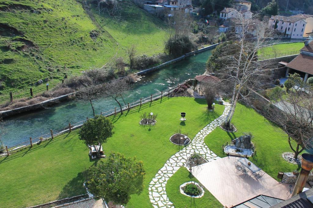 Hotel Calvi-Ristorante Mainor วิตโตรีโอ เวเนโต ภายนอก รูปภาพ